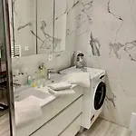 Apartament Gold Europole-gare *
